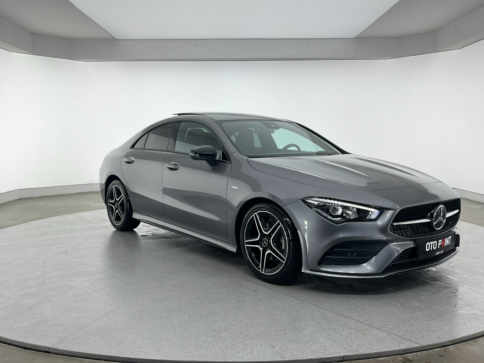 Mercedes-Benz CLA Coupe 200 AMG Plus 7G-DCT - 2022 - Detay