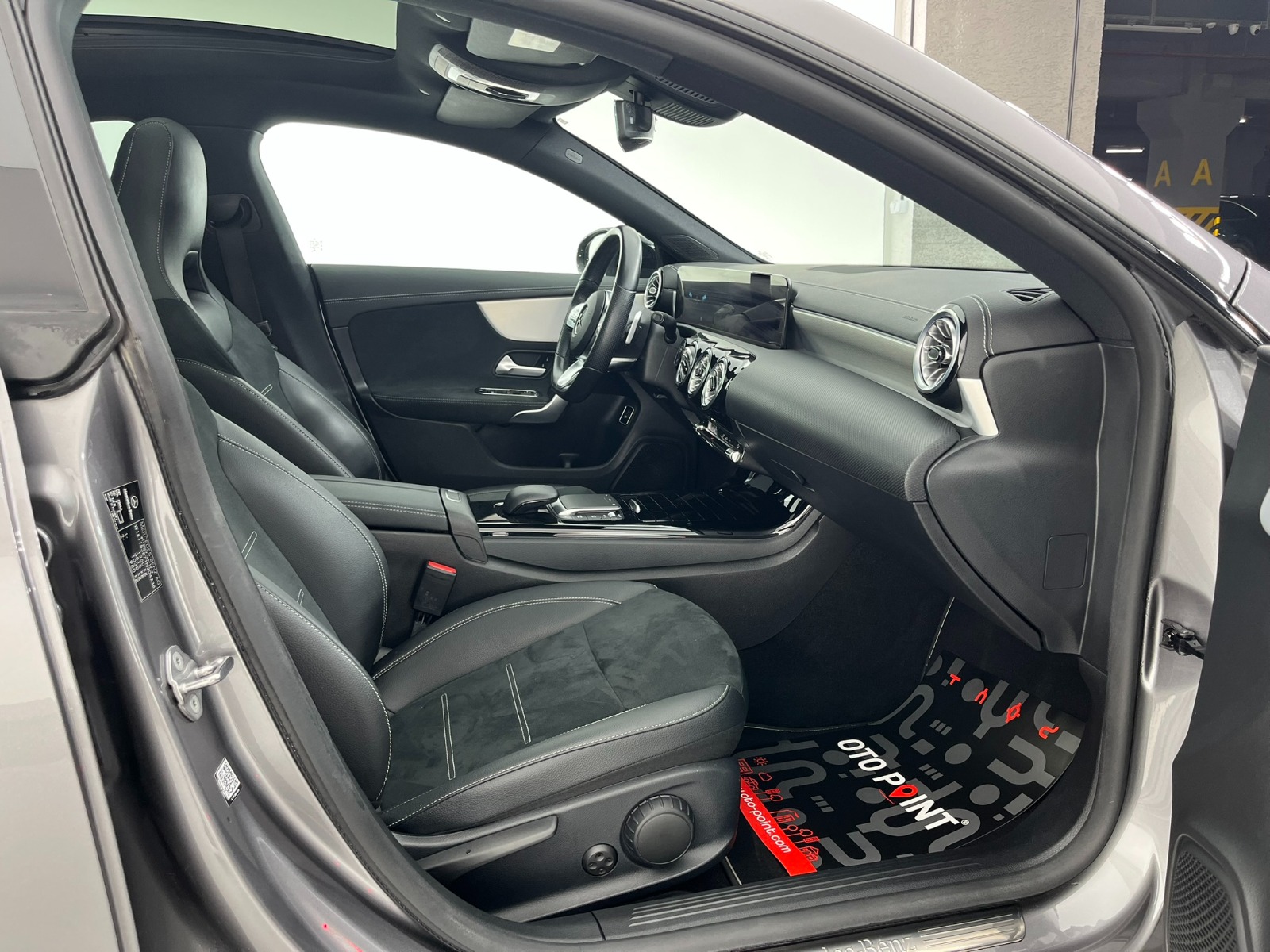 Mercedes-Benz CLA Coupe 200 AMG Plus 7G-DCT - 2022 - Detay