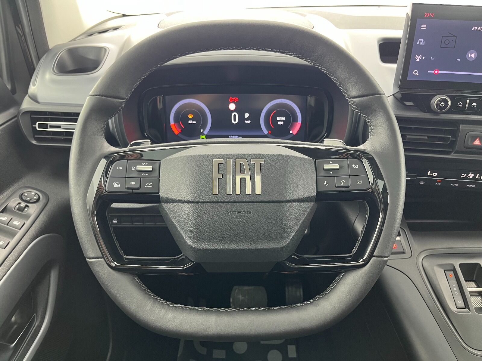 Fiat Doblo Combi 1.5 BlueHDİ Premio Plus - 2025 - Detay