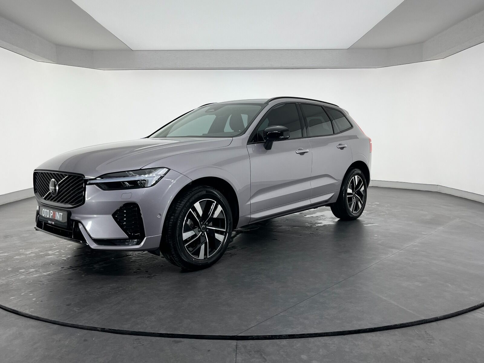 Volvo XC60 2.0 B5 Mild Hybrid Plus Dark AWD - 2025 - Detay