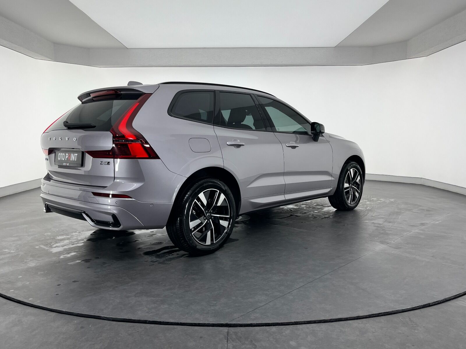 Volvo XC60 2.0 B5 Mild Hybrid Plus Dark AWD - 2025 - Detay