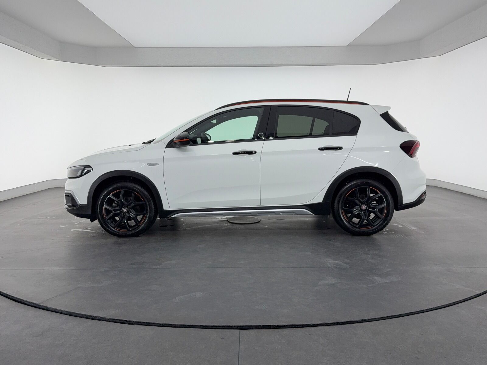 Fiat Egea Cross 1.6 MultiJet Limited GSR DCT TRCN+ - 2025 - Detay