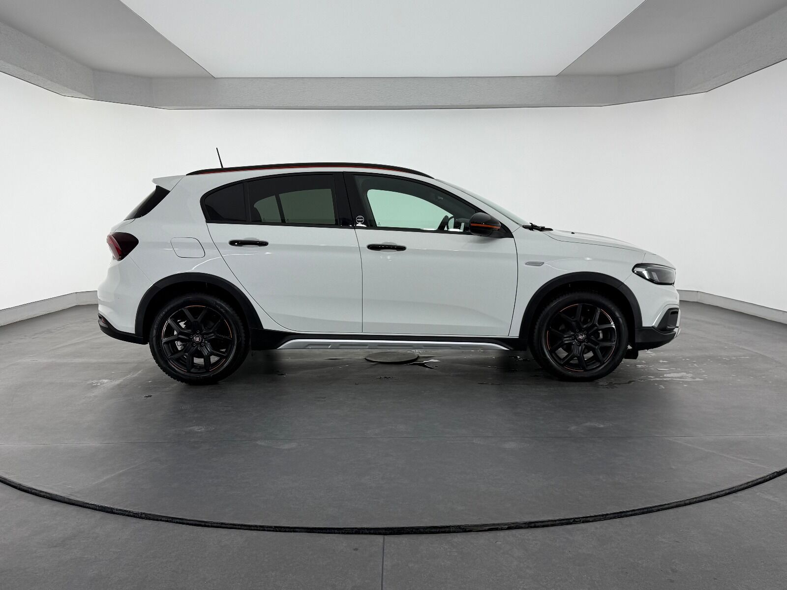 Fiat Egea Cross 1.6 MultiJet Limited GSR DCT TRCN+ - 2025 - Detay