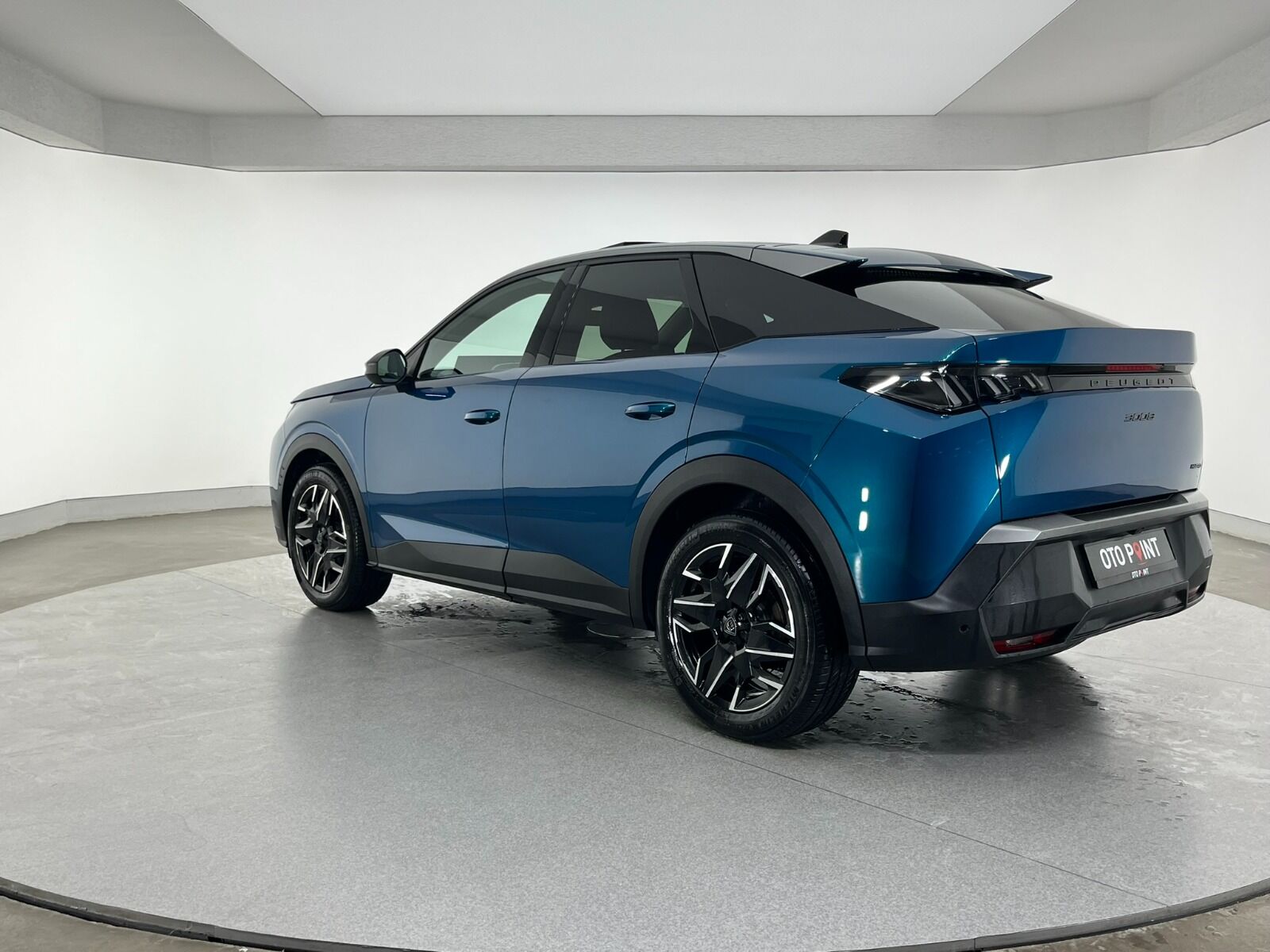 Peugeot 3008 Crossover 1.2 Hybrid Allure eDCS6 - 2025 - Detay