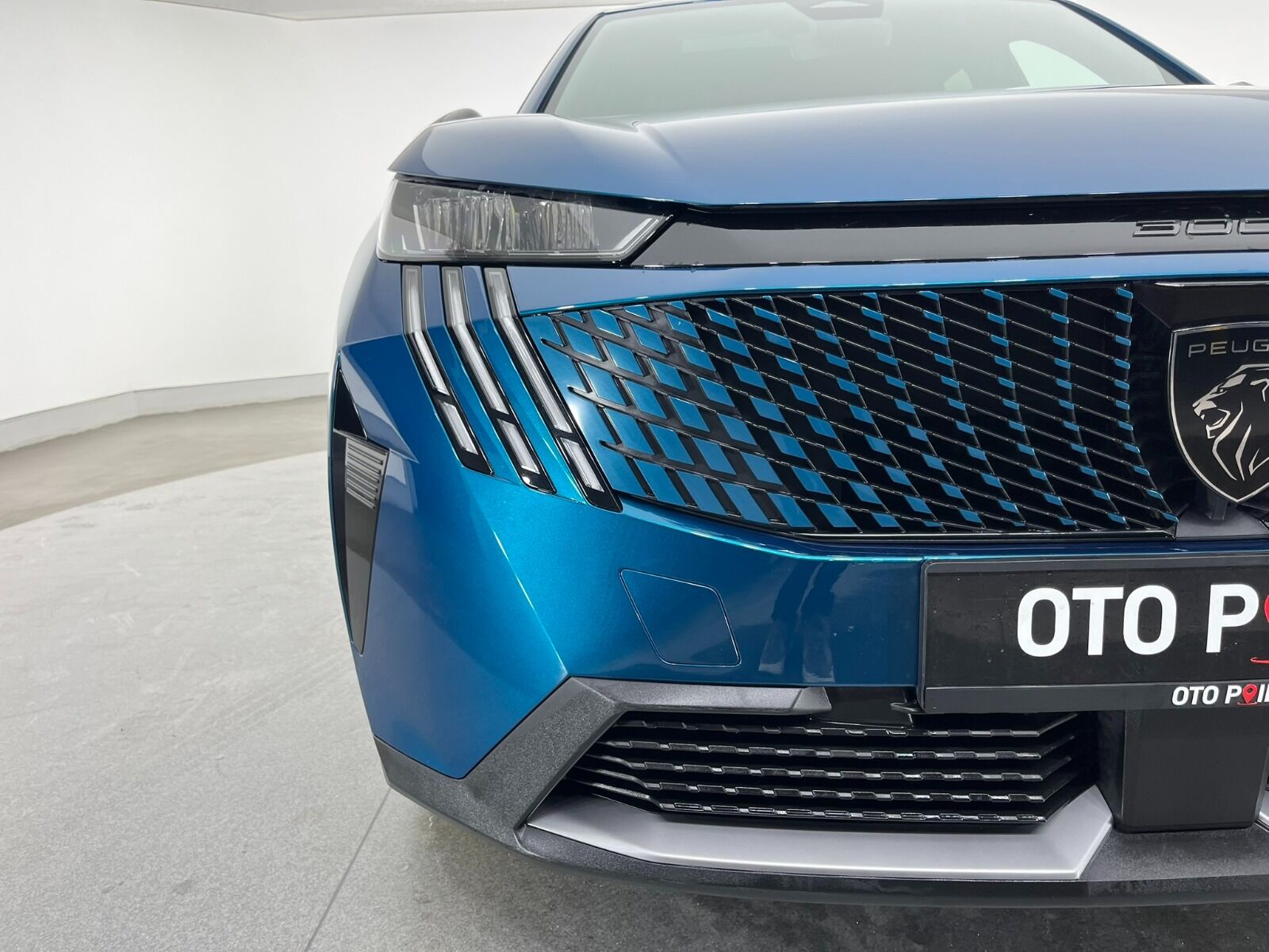 Peugeot 3008 Crossover 1.2 Hybrid Allure eDCS6 - 2025 - Detay