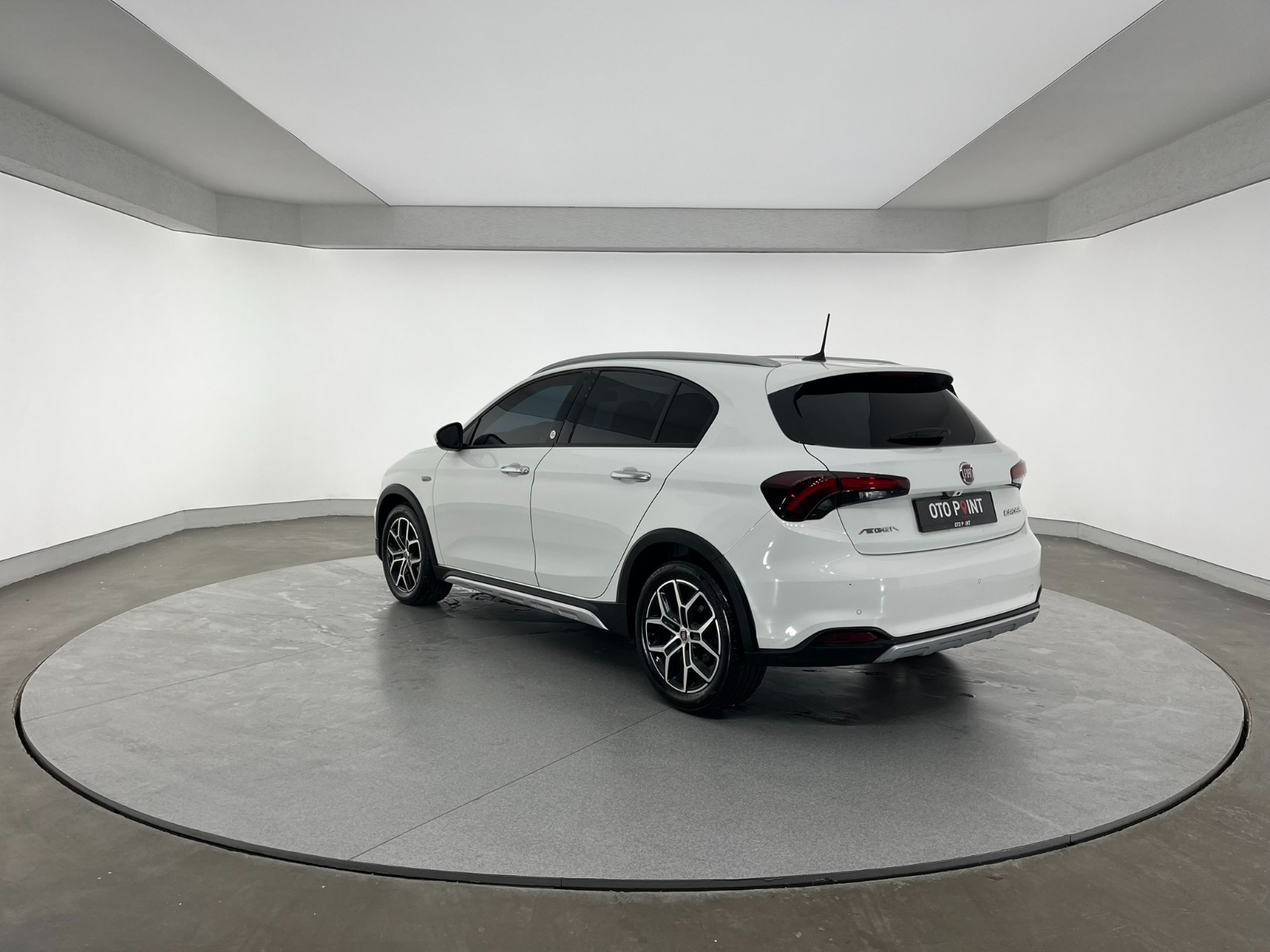 Fiat Egea Cross 1.6 MultiJet Lounge DCT - 2023 - Detay