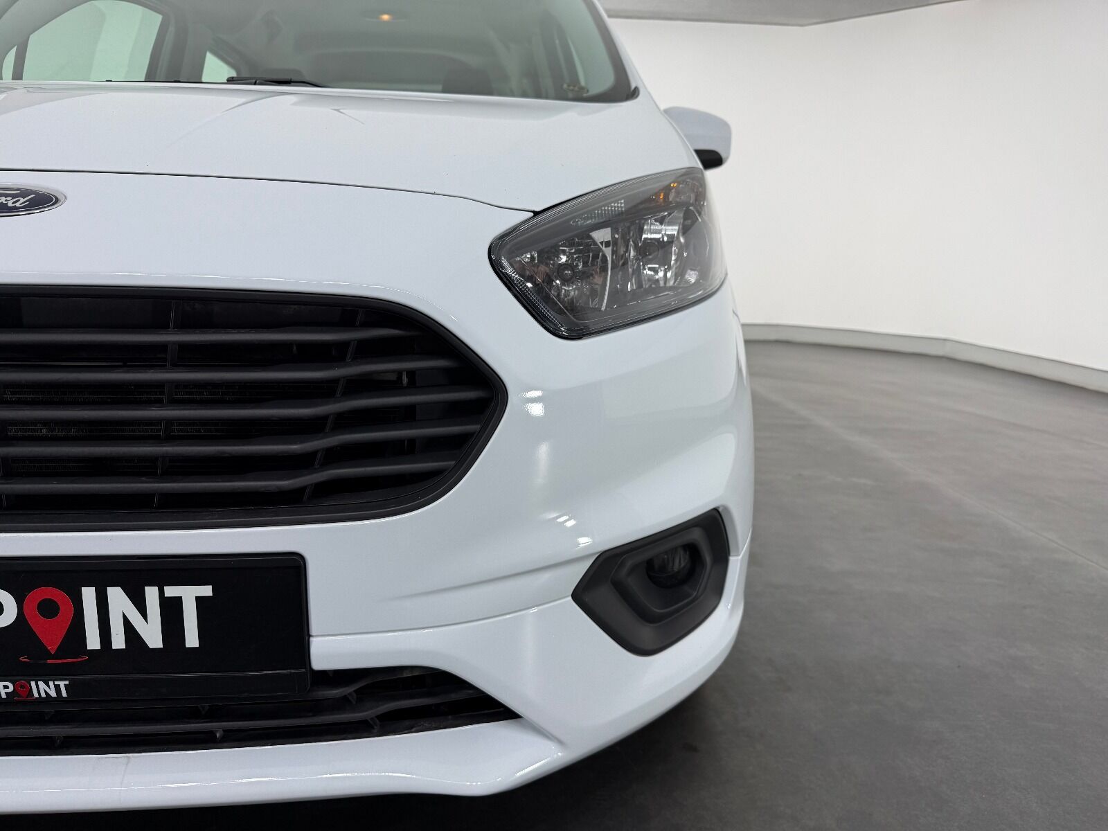 Ford Tourneo Courier 1.5 TDCI Deluxe - 2023 - Detay