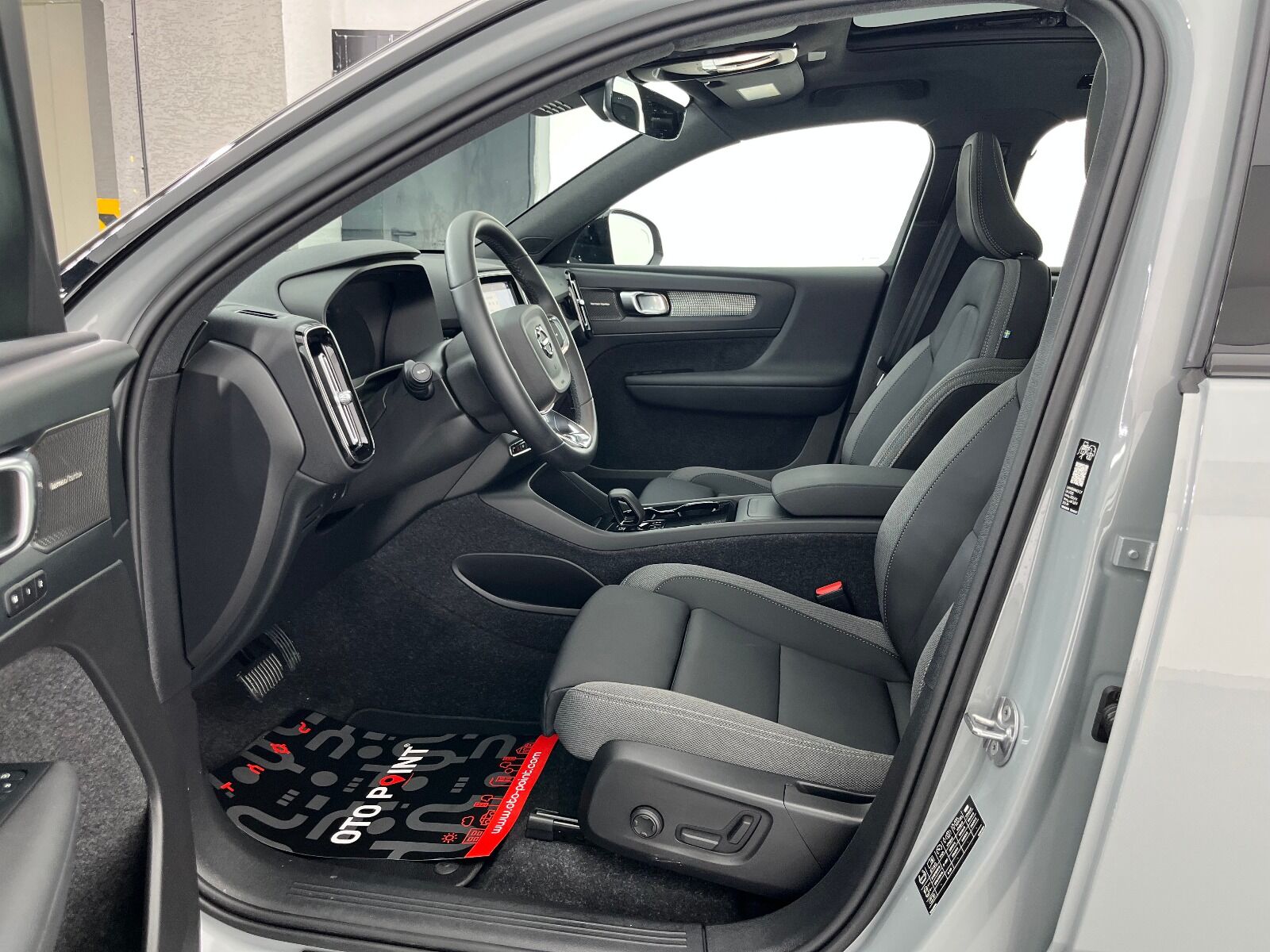 Volvo EX40 Single Motor Extended Range Ultra - 2025 - Detay
