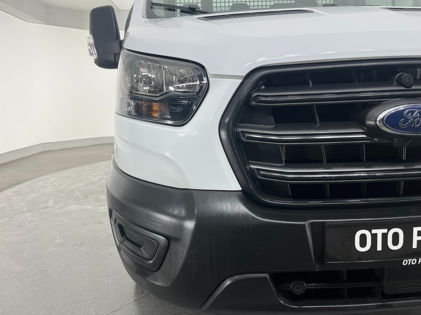 Ford Transit 350 M - 2023 - Detay