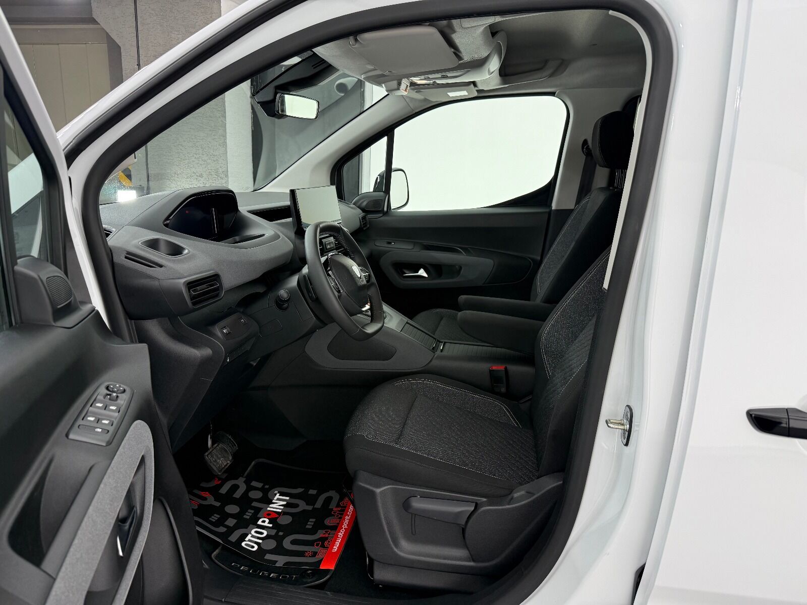 Peugeot Rifter 1.5 BlueHDI Allure EAT8 - 2026 - Detay