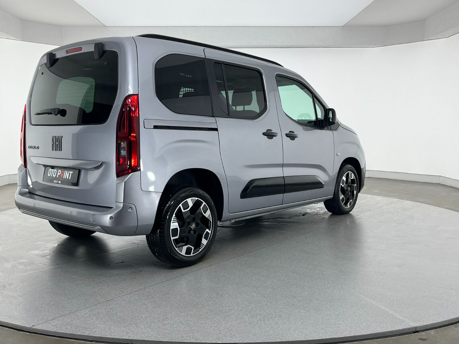 Fiat Doblo Combi 1.5 BlueHDI Premio Plus Otomatik - 2025 - Detay