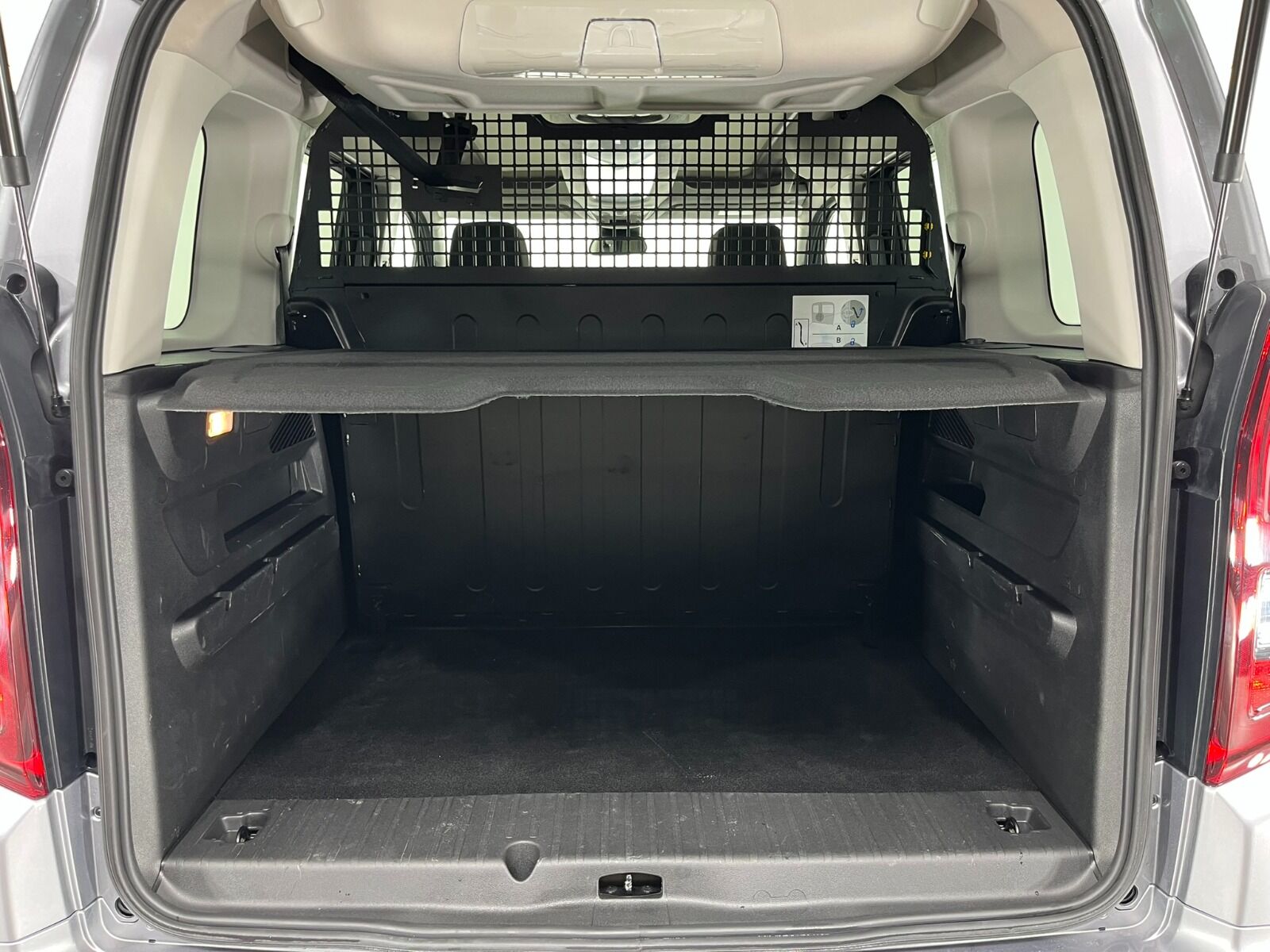 Fiat Doblo Combi 1.5 BlueHDI Premio Plus Otomatik - 2025 - Detay