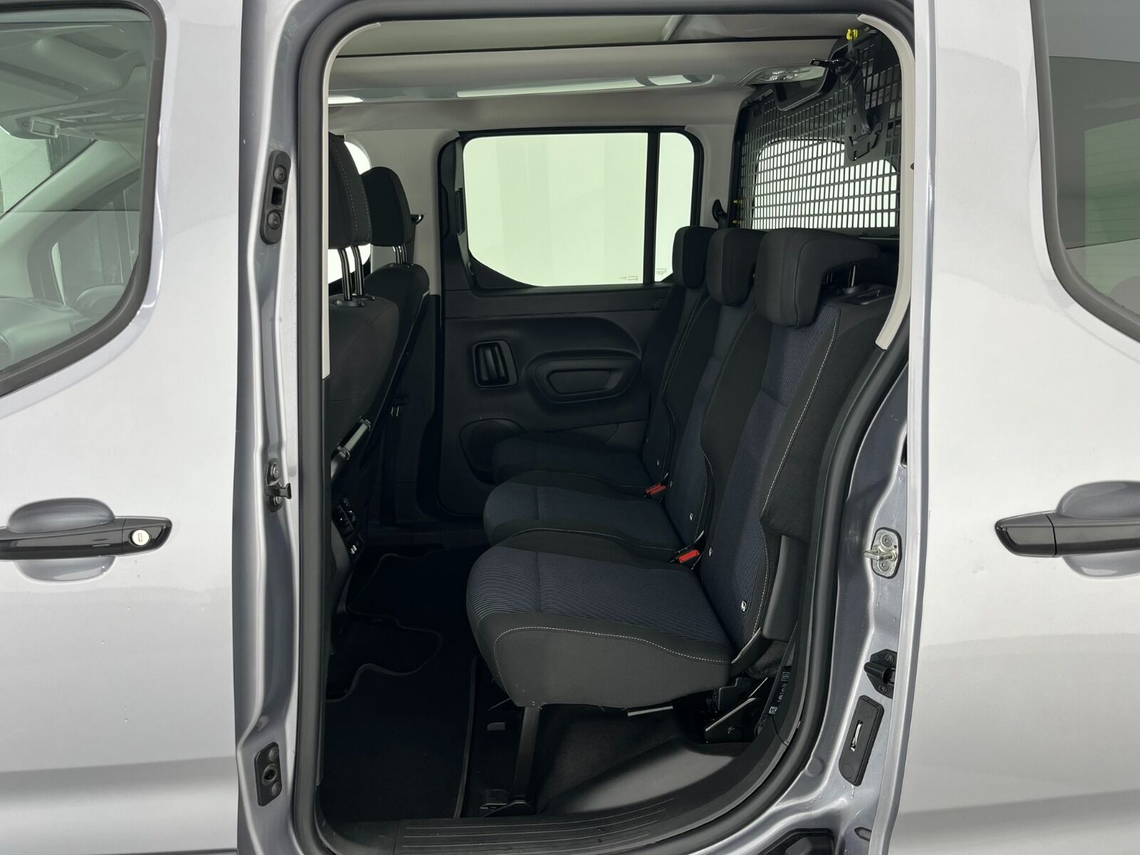 Fiat Doblo Combi 1.5 BlueHDI Premio Plus Otomatik - 2025 - Detay