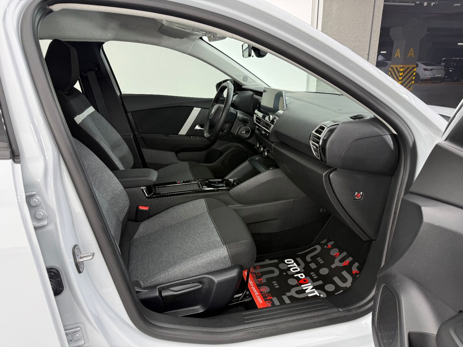 Citroen C4 X 1.2 Puretech You EAT8 - 2025 - Detay