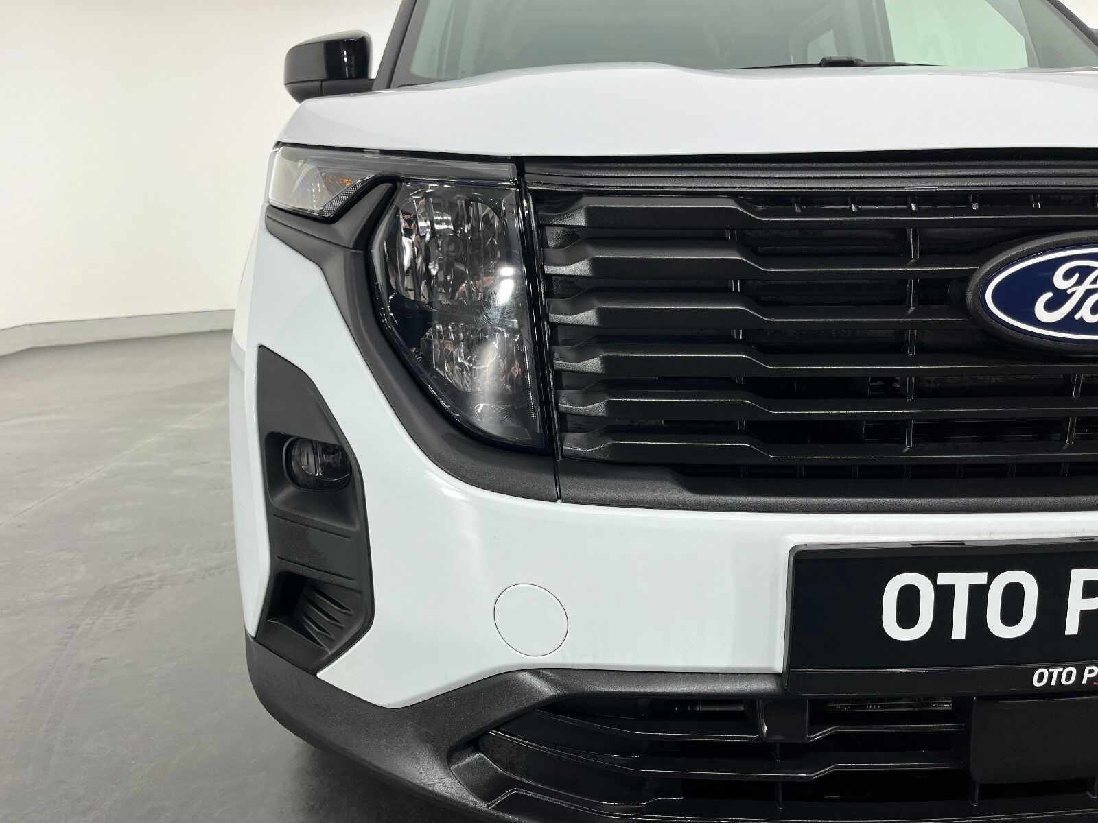 Ford Tourneo Courier Kombi 1.5 EcoBlue Deluxe - 2025 - Detay