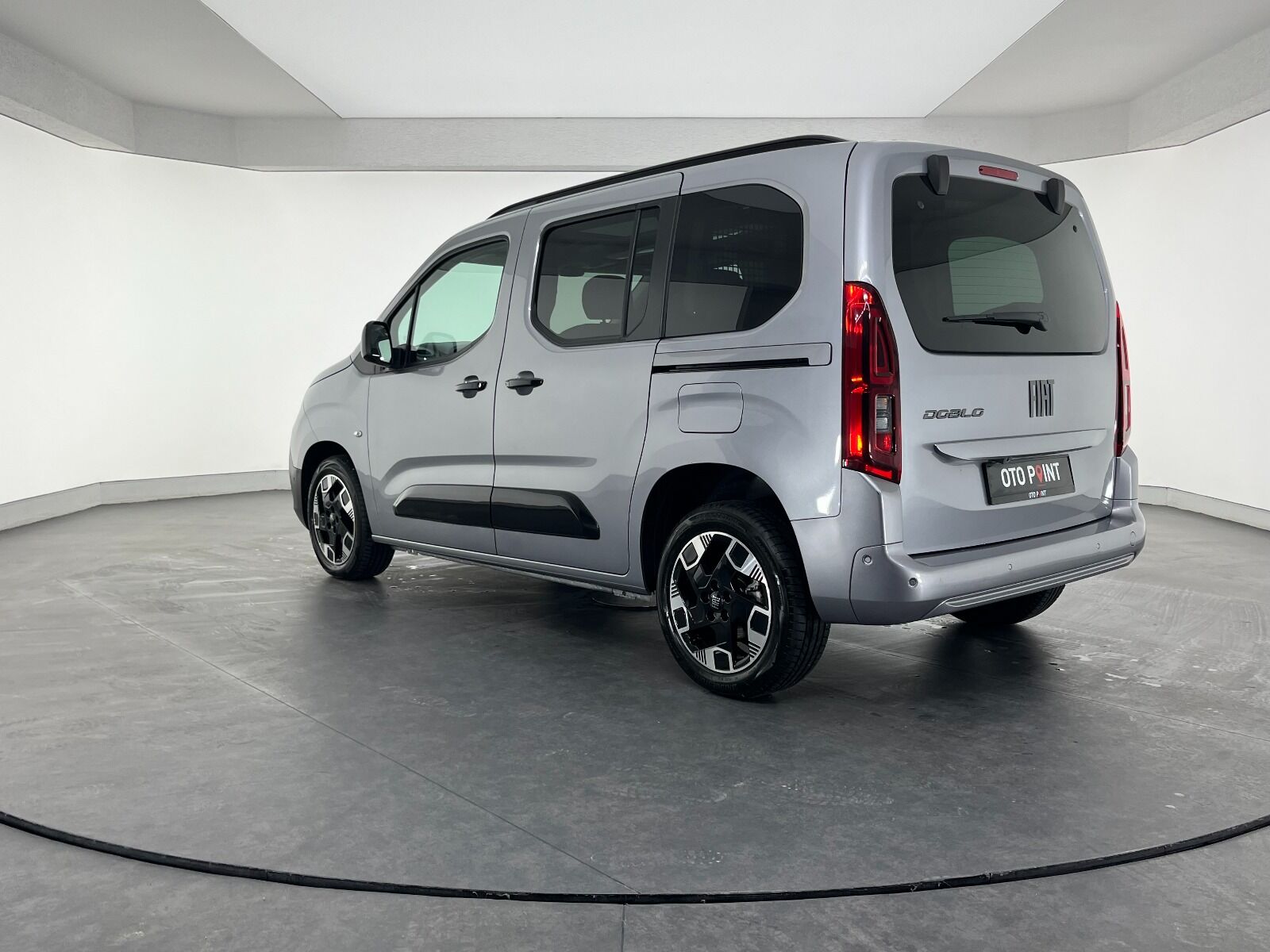 Fiat Doblo Combi 1.5 BlueHDI Premio Plus Otomatik - 2025 - Detay