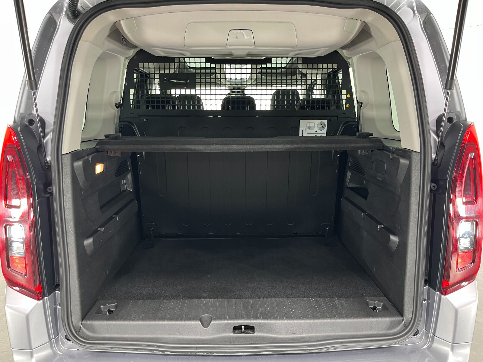 Fiat Doblo Combi 1.5 BlueHDI Premio Plus Otomatik - 2025 - Detay