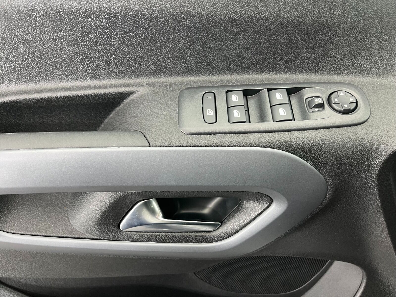 Fiat Doblo Combi 1.5 BlueHDI Premio Plus Otomatik - 2025 - Detay