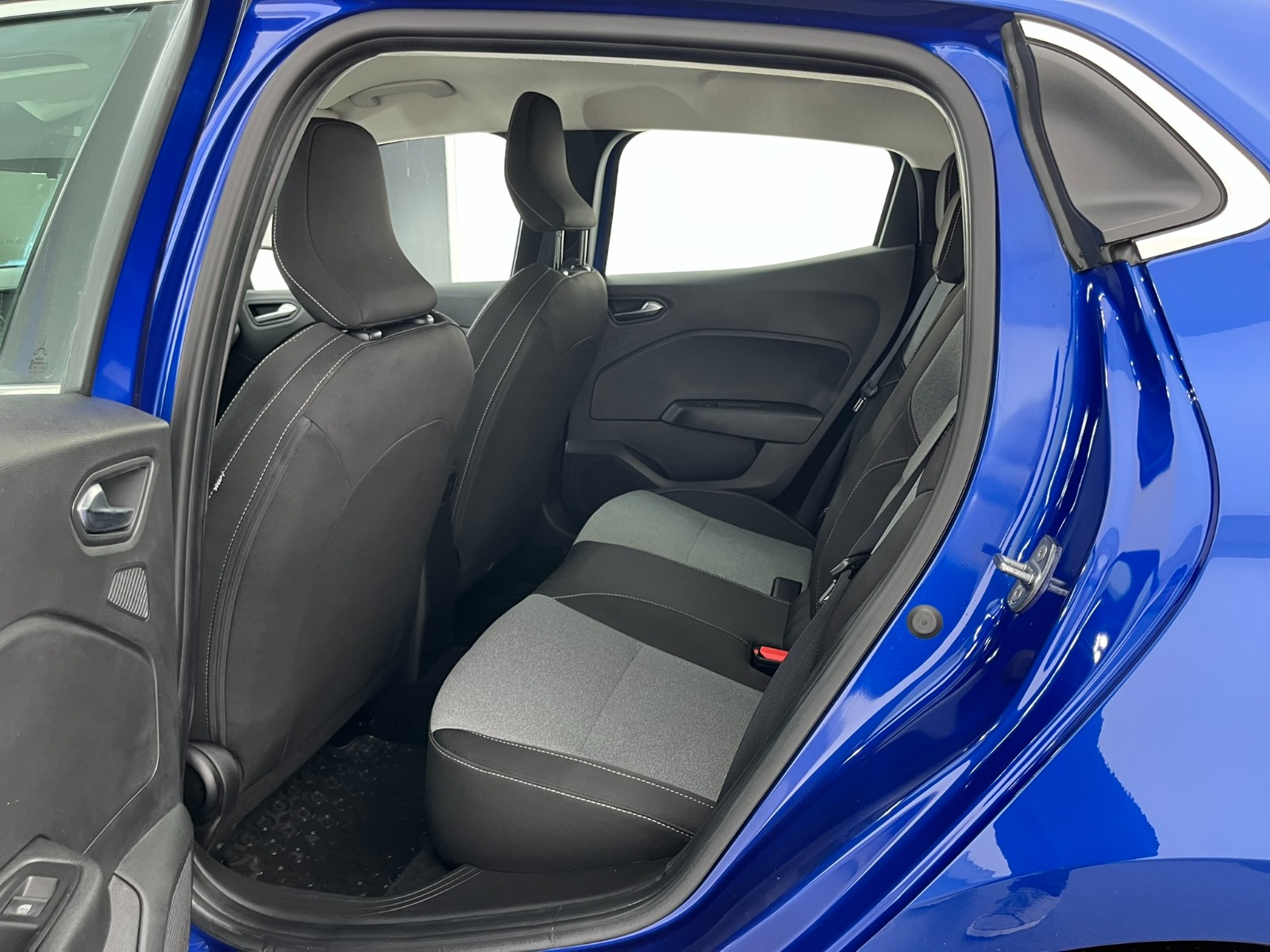 Renault Clio Hatchback 1.0 TCe Evolution X-Tronic - 2024 - Detay