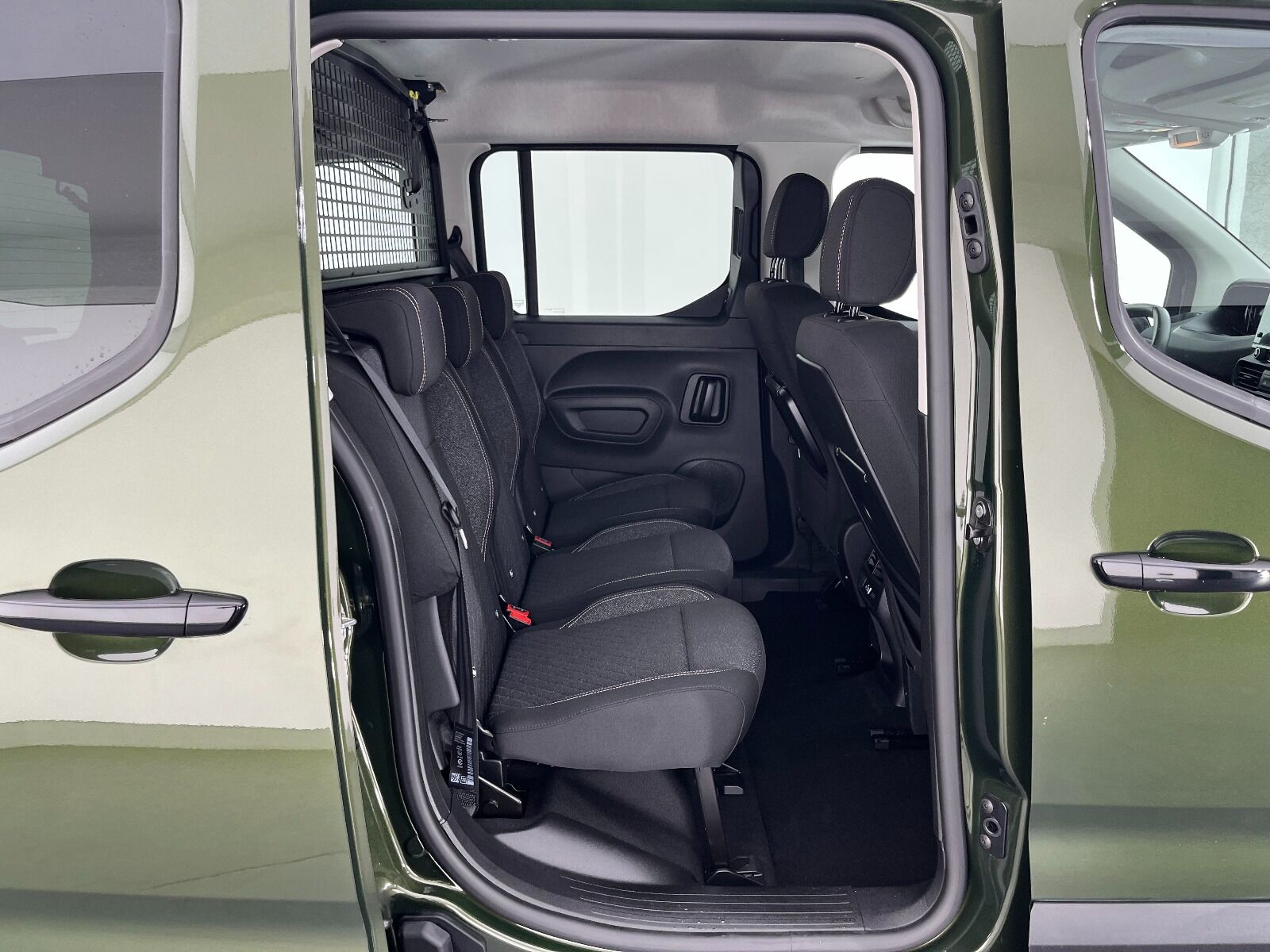 Peugeot Rifter 1.5 BlueHDI Allure EAT8 - 2025 - Detay