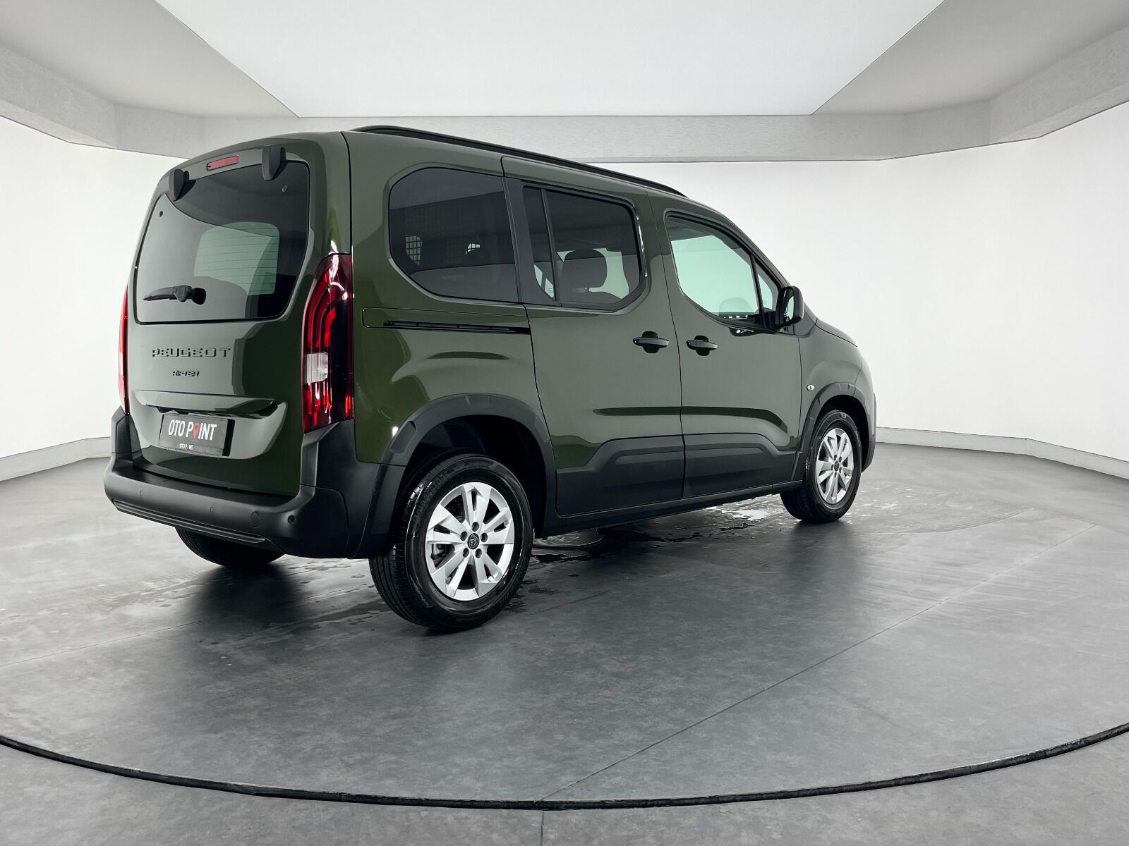 Peugeot Rifter 1.5 BlueHDI Allure EAT8 - 2025 - Detay
