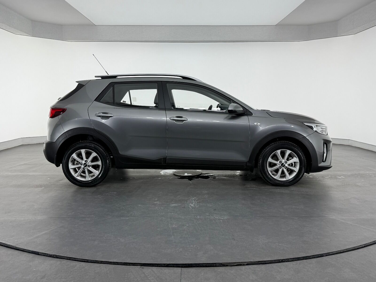 Kia Stonic 1.0 T-GDI Cool DCT - 2024 - Detay