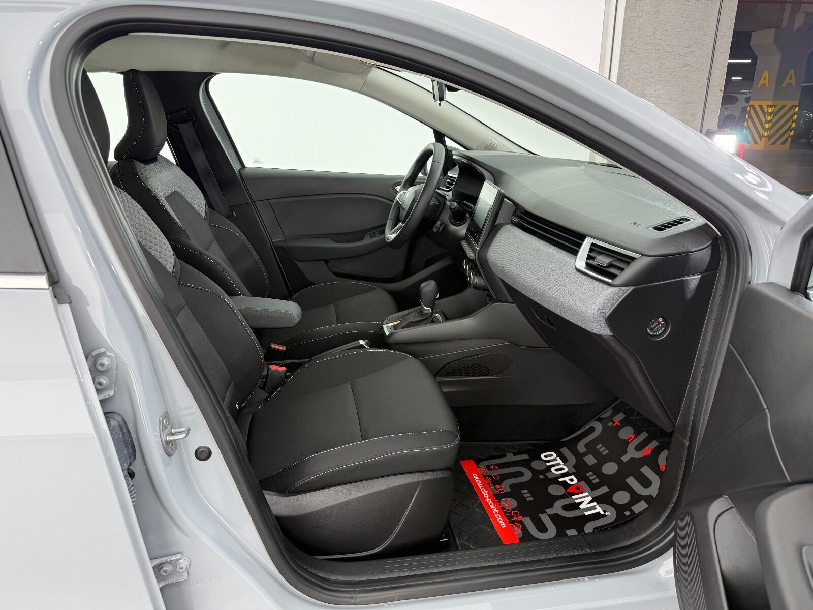 Renault Clio 1.0 TCE Evolution X-Tronic - 2025 - Detay
