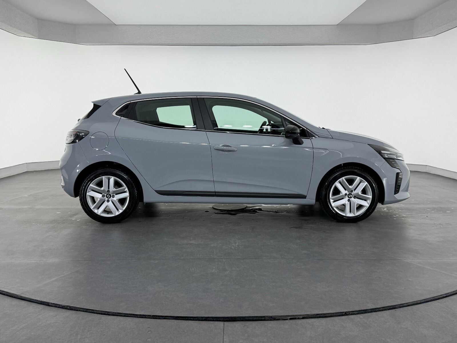 Renault Clio 1.0 TCE Evolution X-Tronic - 2025 - Detay