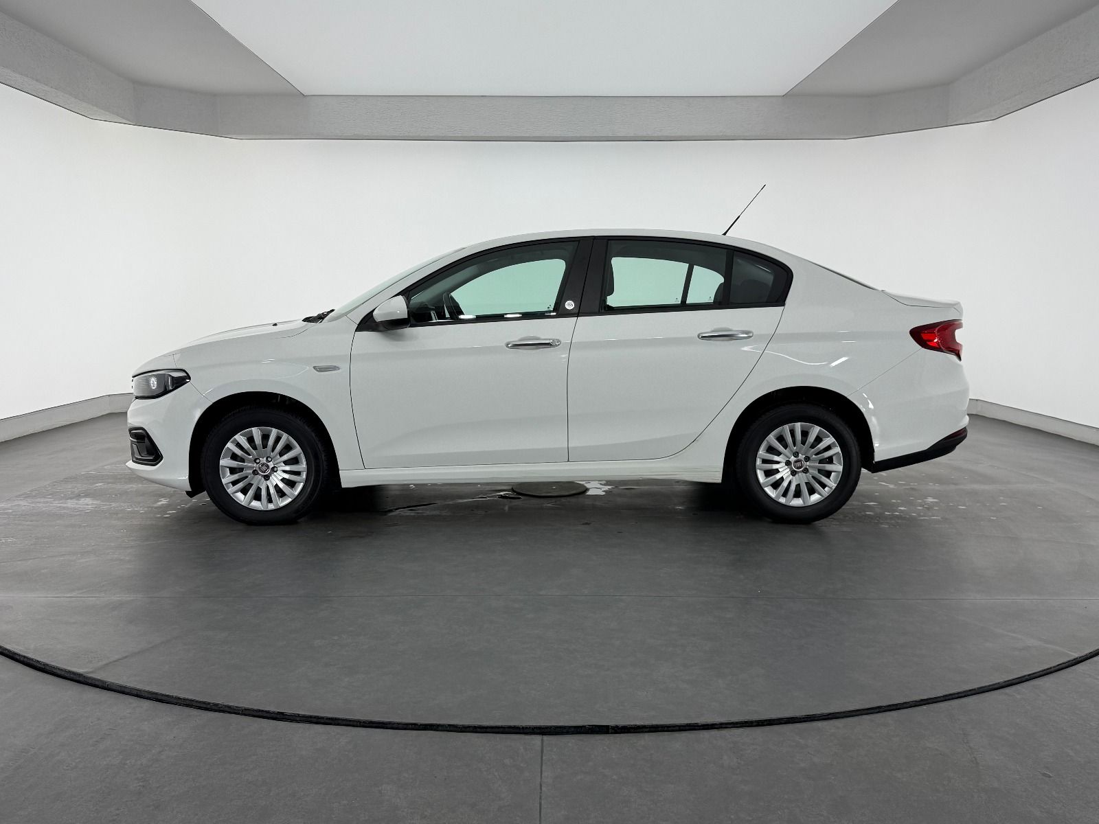 Fiat Egea 1.6 MultiJet Easy DCT - 2023 - Detay