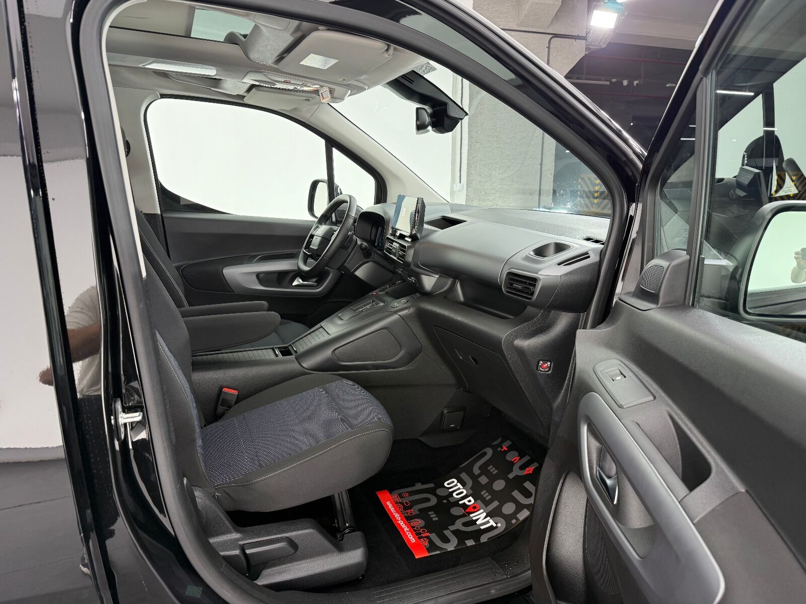 Fiat Doblo Combi 1.5 BlueHDİ Premio Plus - 2025 - Detay