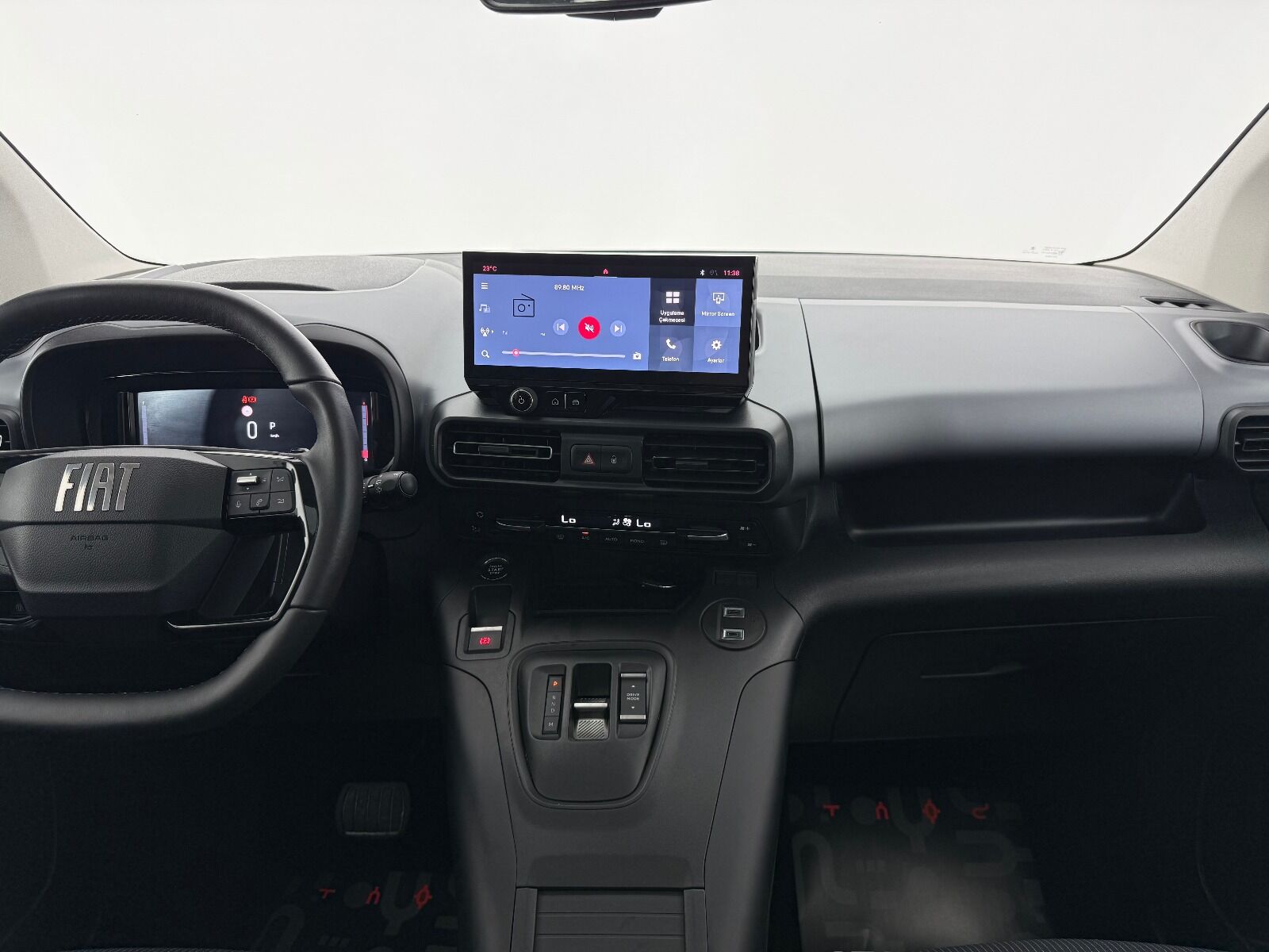 Fiat Doblo Combi 1.5 BlueHDİ Premio Plus - 2025 - Detay