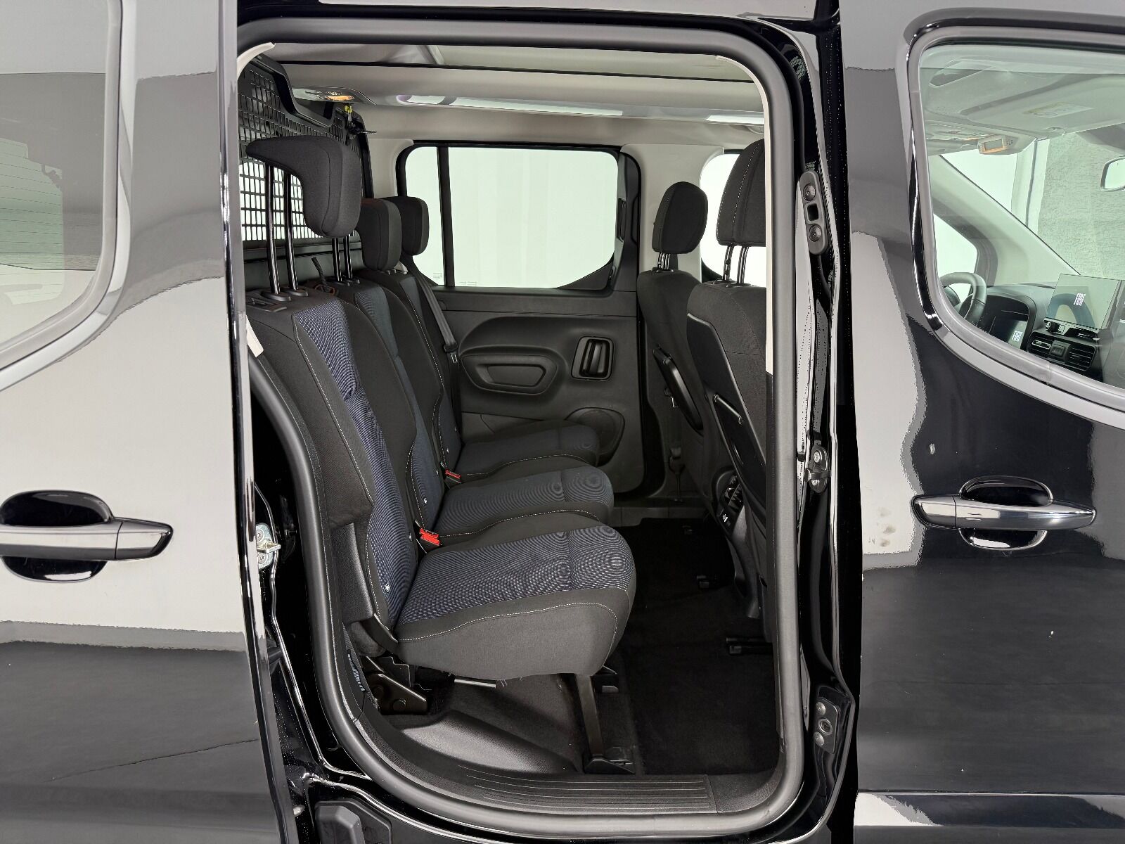 Fiat Doblo Combi 1.5 BlueHDİ Premio Plus - 2025 - Detay