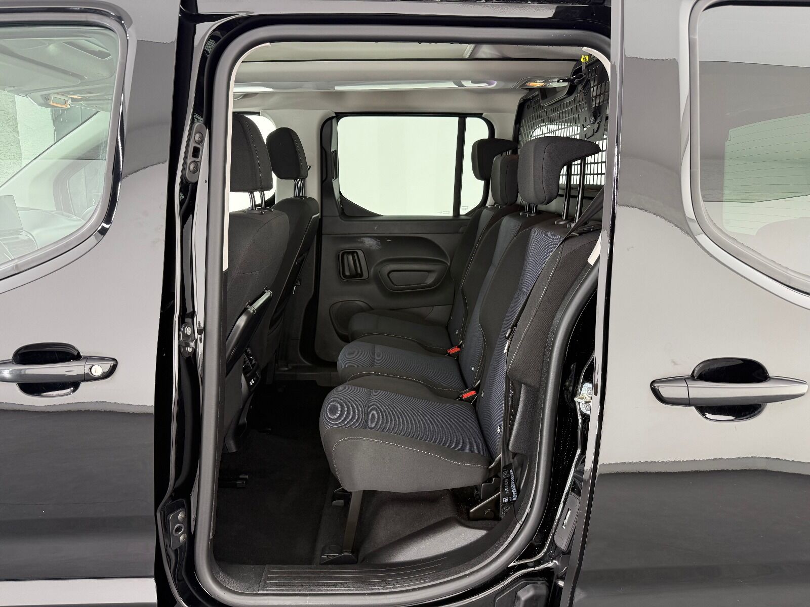 Fiat Doblo Combi 1.5 BlueHDİ Premio Plus - 2025 - Detay