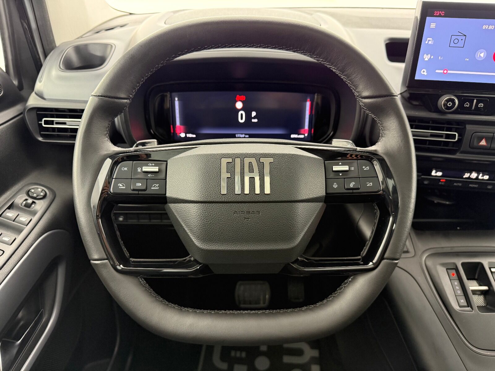 Fiat Doblo Combi 1.5 BlueHDİ Premio Plus - 2025 - Detay