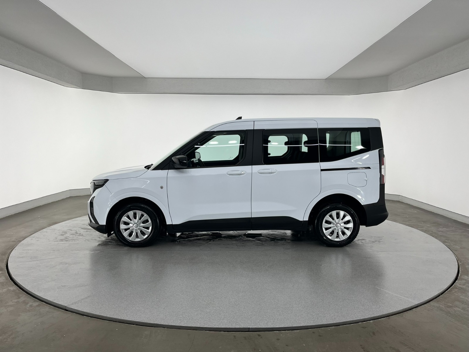 Ford Tourneo Courier Kombi 1.5 EcoBlue Deluxe - 2024 - Detay
