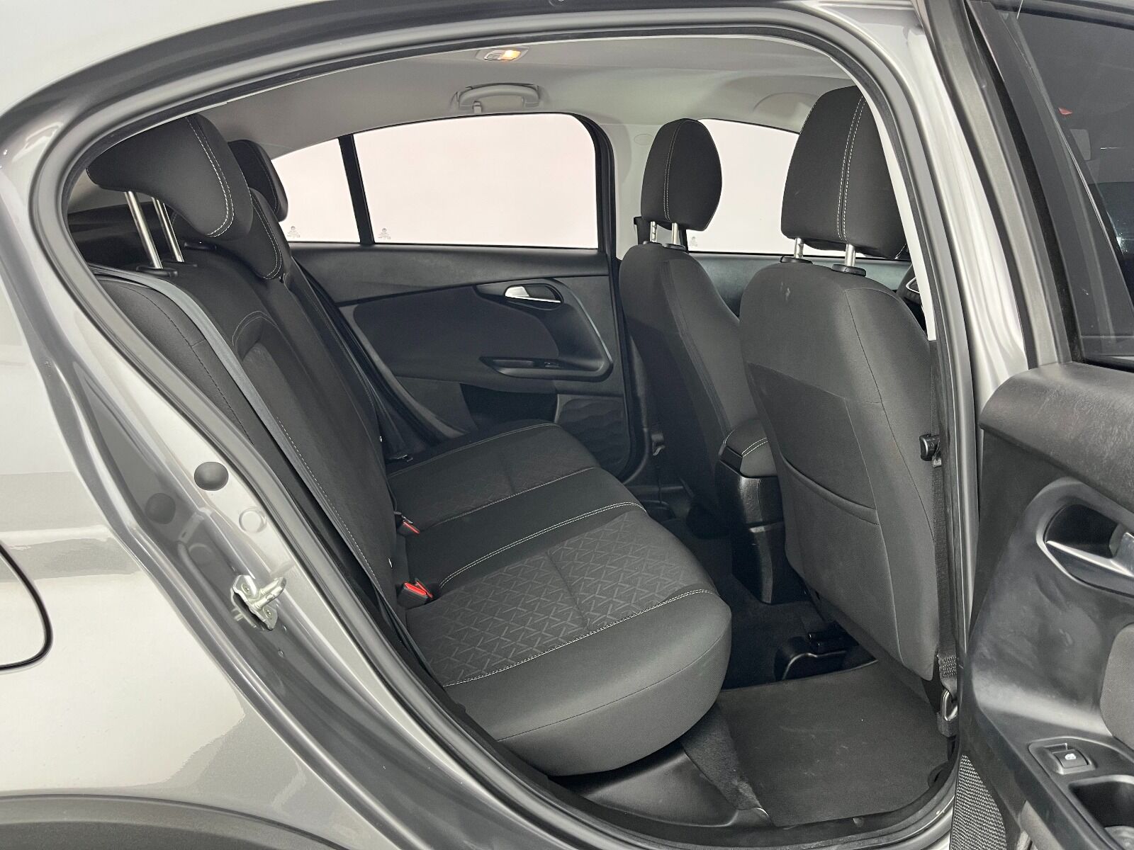 Fiat Egea Cross 1.6 MultiJet Urban GSR Traction+ DCT - 2024 - Detay