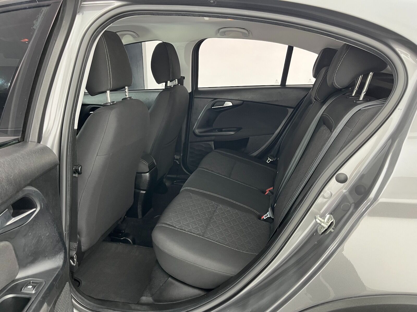 Fiat Egea Cross 1.6 MultiJet Urban GSR Traction+ DCT - 2024 - Detay