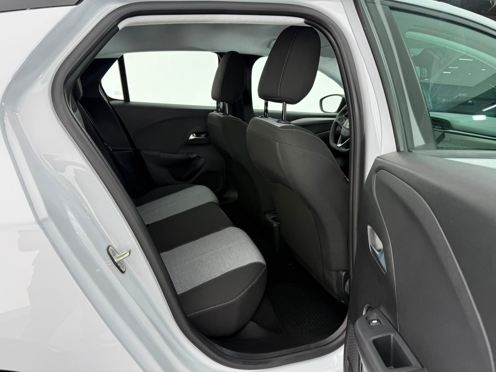 Opel Corsa 1.2 T Edition AT8 - 2025 - Detay