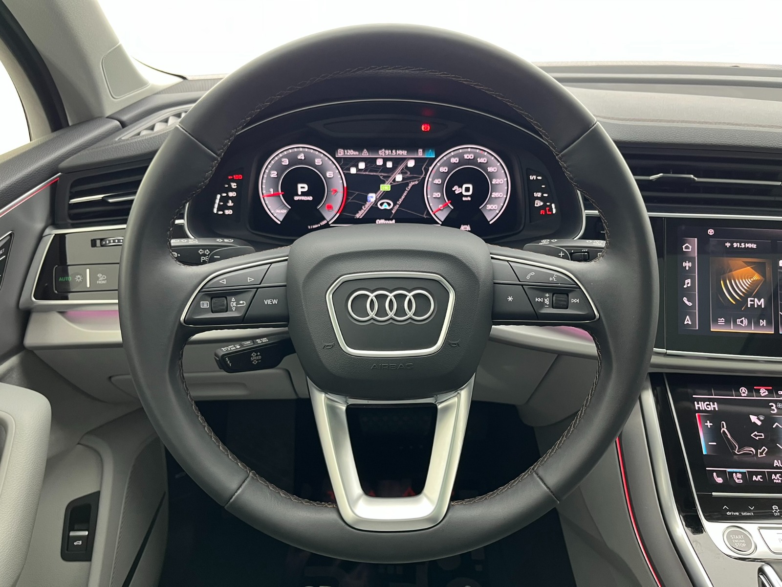 Audi Q7 SUV 45 TFSI Quattro S Line Tiptronic - 2025 - Detay
