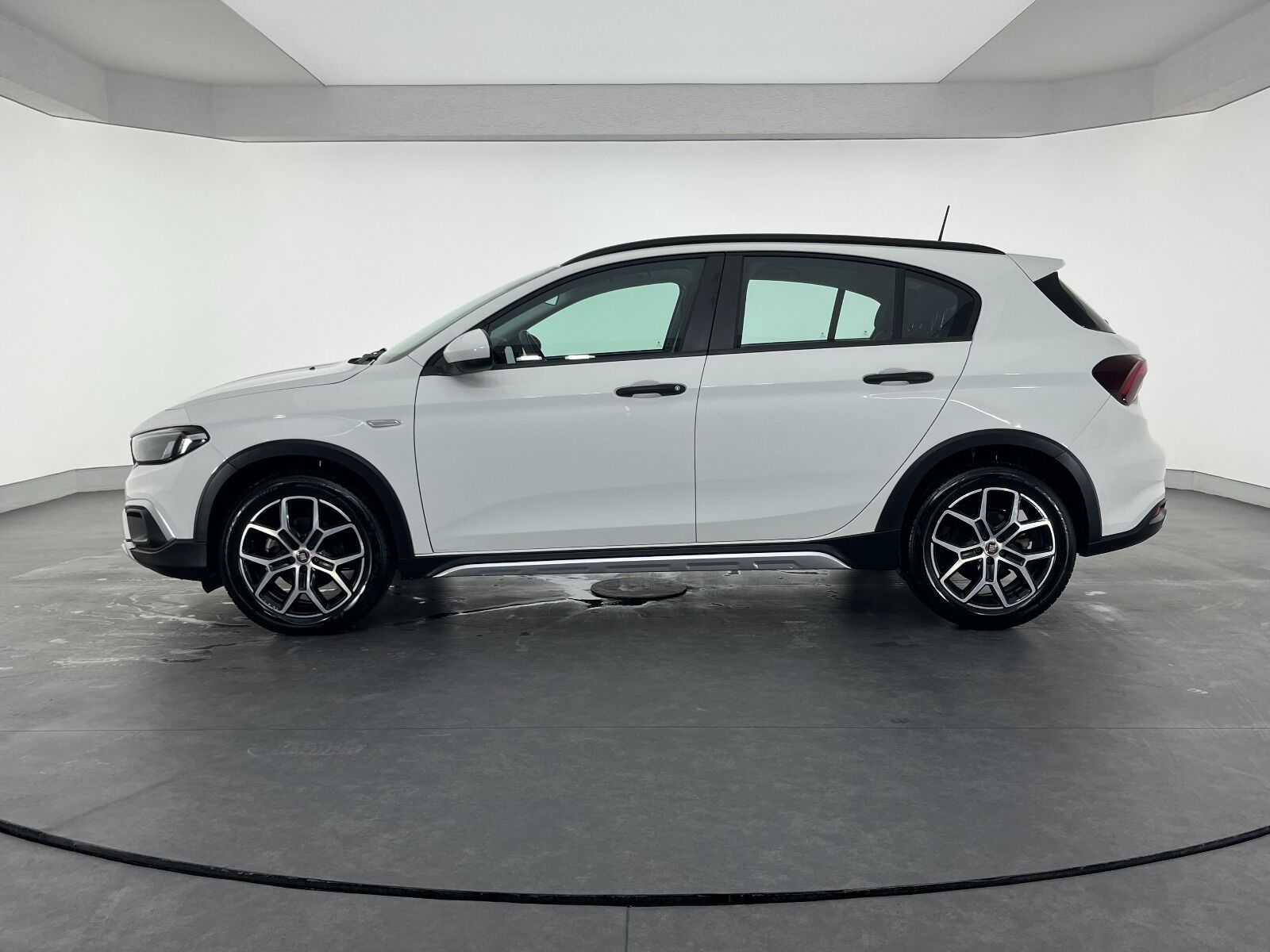 Fiat Egea Cross 1.6 MultiJet Urban GSR Traction+ DCT - 2024 - Detay