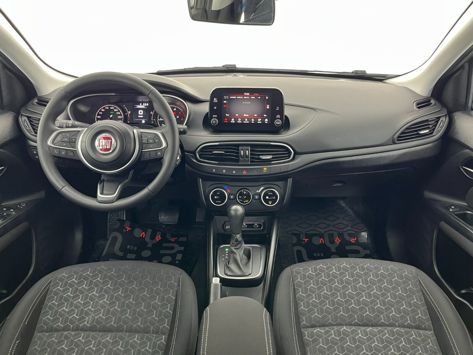 Fiat Egea Cross 1.6 MultiJet Urban GSR Traction+ DCT - 2024 - Detay