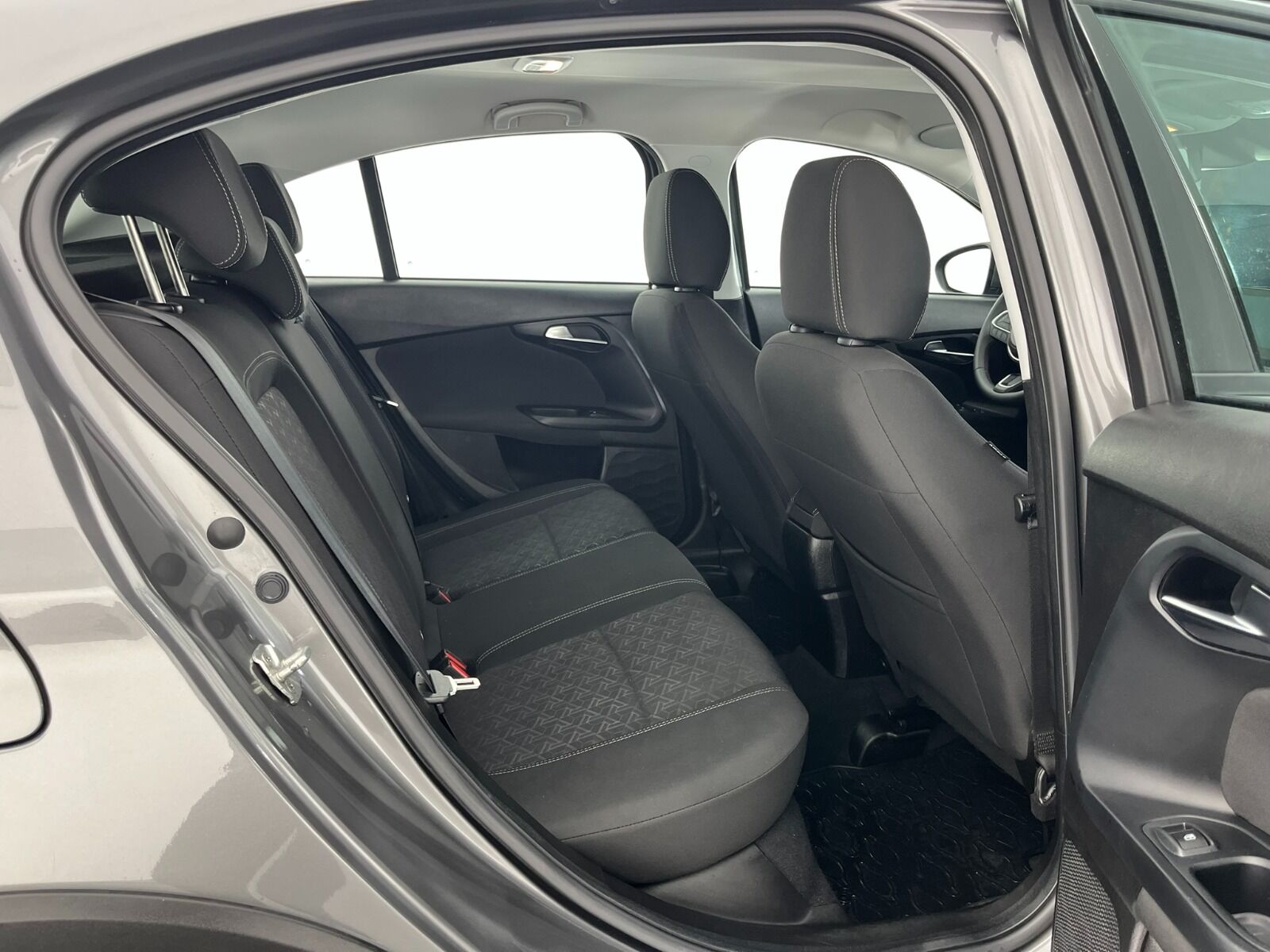 Fiat Egea Cross 1.6 MultiJet Urban GSR Traction+ DCT - 2024 - Detay