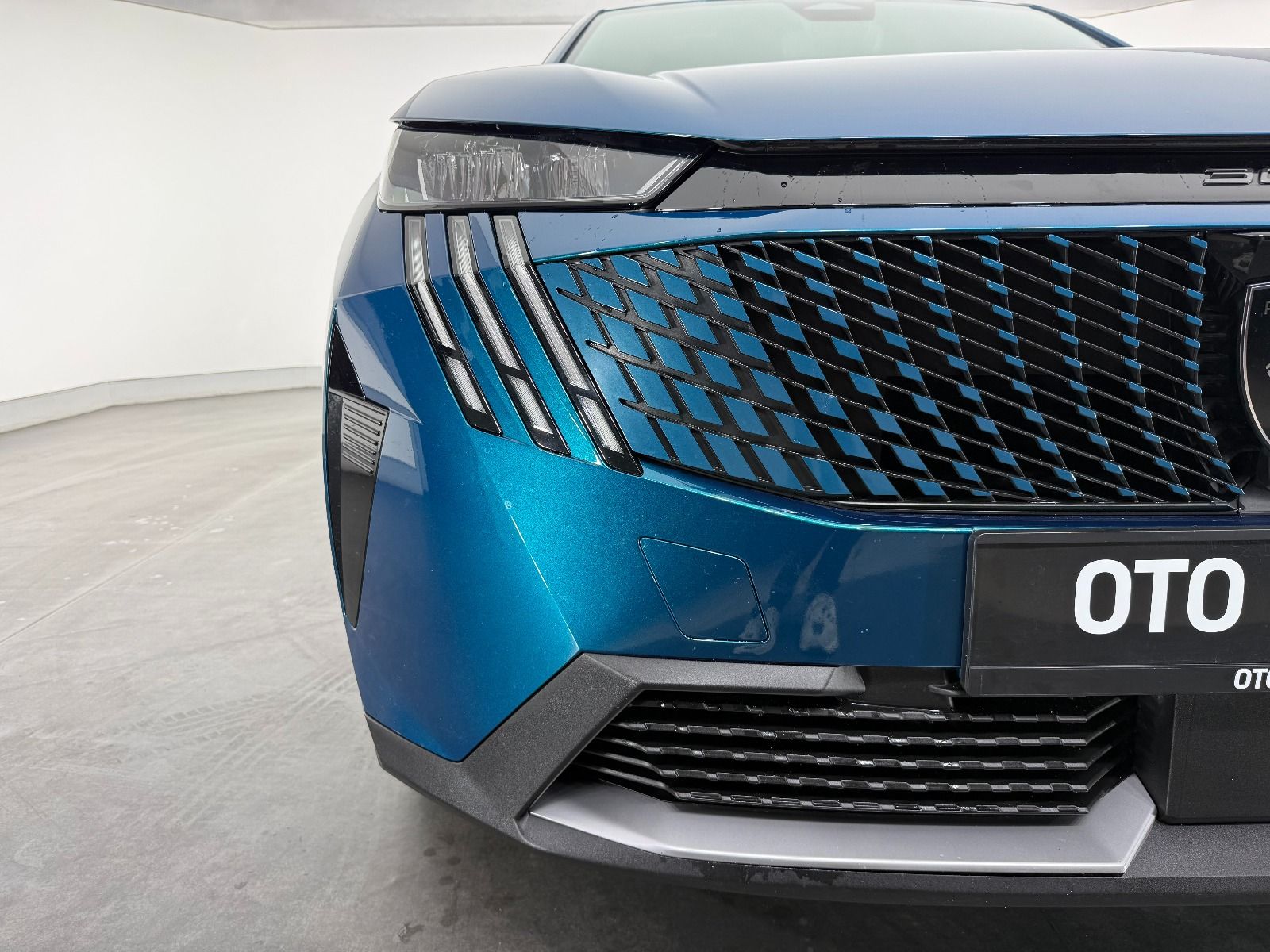 Peugeot 3008 1.2 Hybrid Allure e-DCS6 - 2025 - Detay