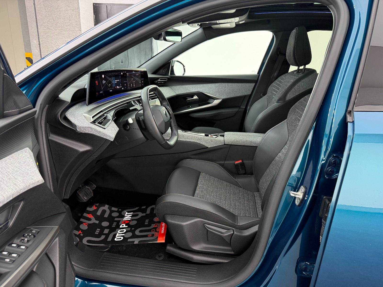 Peugeot 3008 1.2 Hybrid Allure e-DCS6 - 2025 - Detay
