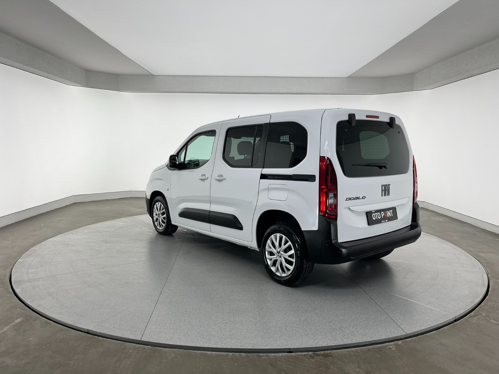 Fiat Doblo Combi 1.5 BlueHDI Easy - 2024 - Detay