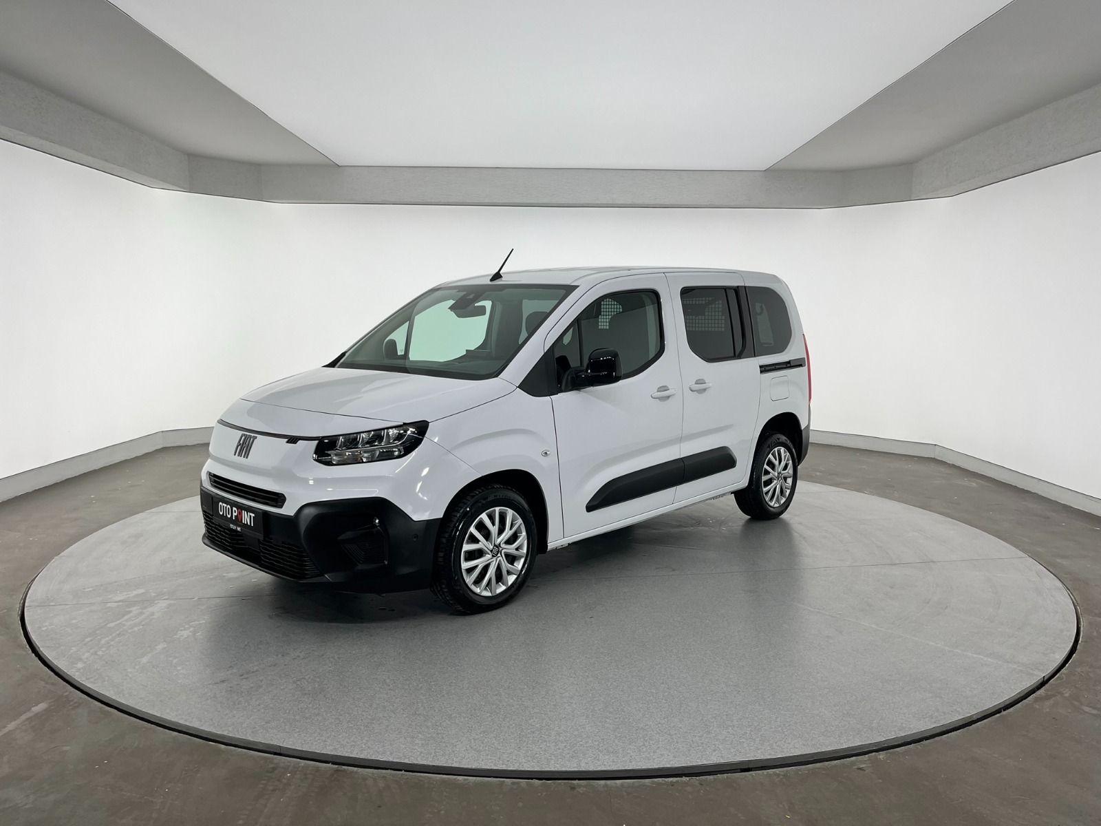 Fiat Doblo Combi 1.5 BlueHDI Easy - 2024 - Detay