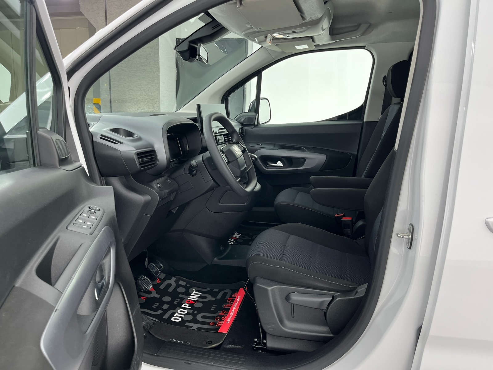 Fiat Doblo Combi 1.5 BlueHDI Easy - 2024 - Detay