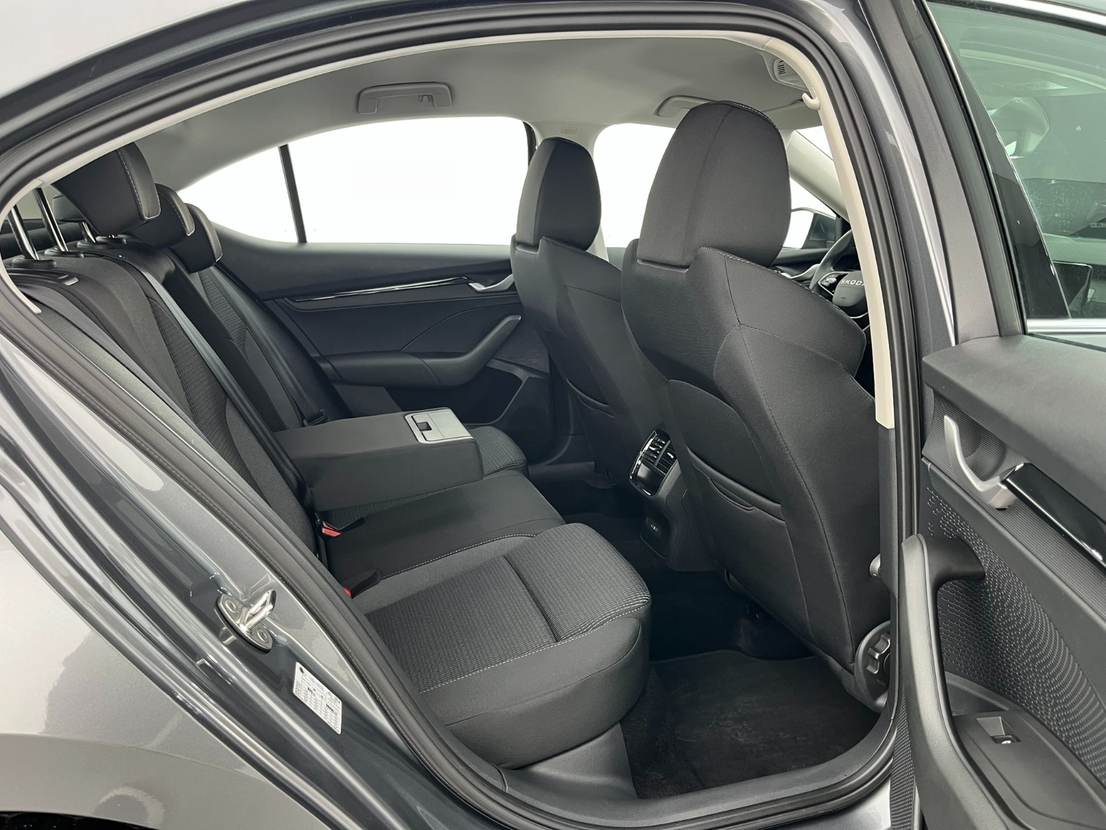 Skoda Octavia Sedan 1.5 TSI mHEV Premium DSG - 2025 - Detay