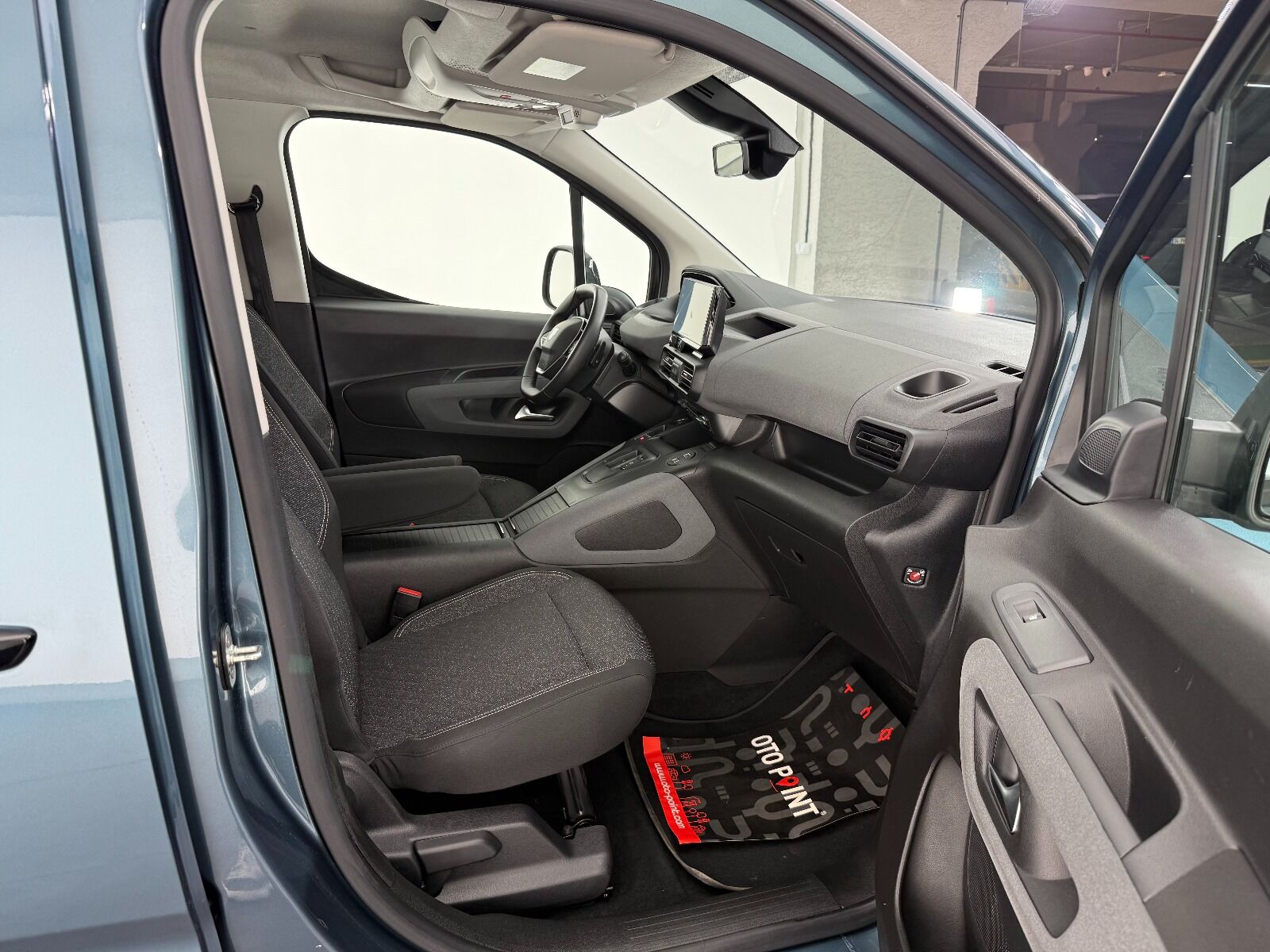 Peugeot Rifter 1.5 BlueHDI Allure EAT8 - 2025 - Detay