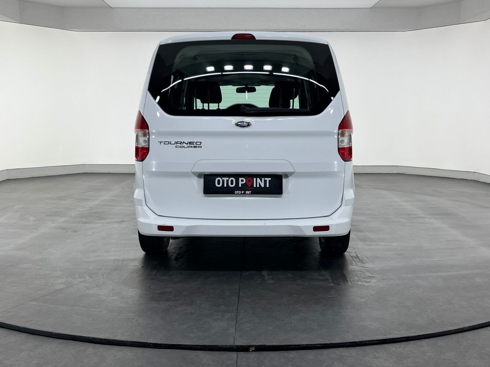 Ford Tourneo Courier 1.5 TDCI Deluxe - 2023 - Detay